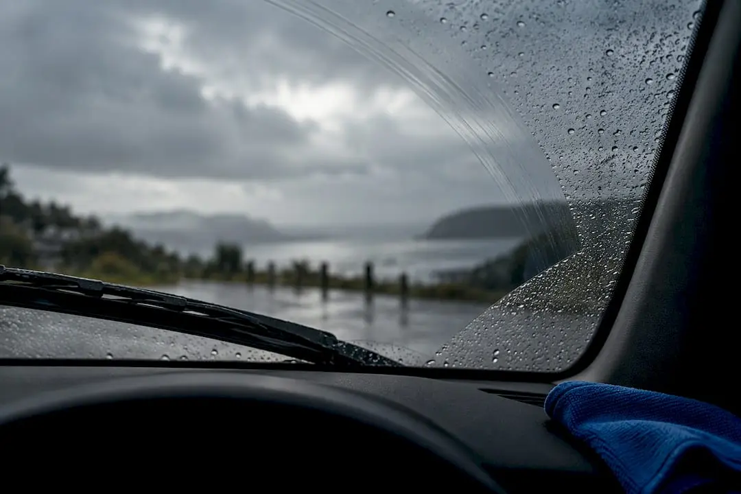 Windscreen corner showing uncleared blind patch